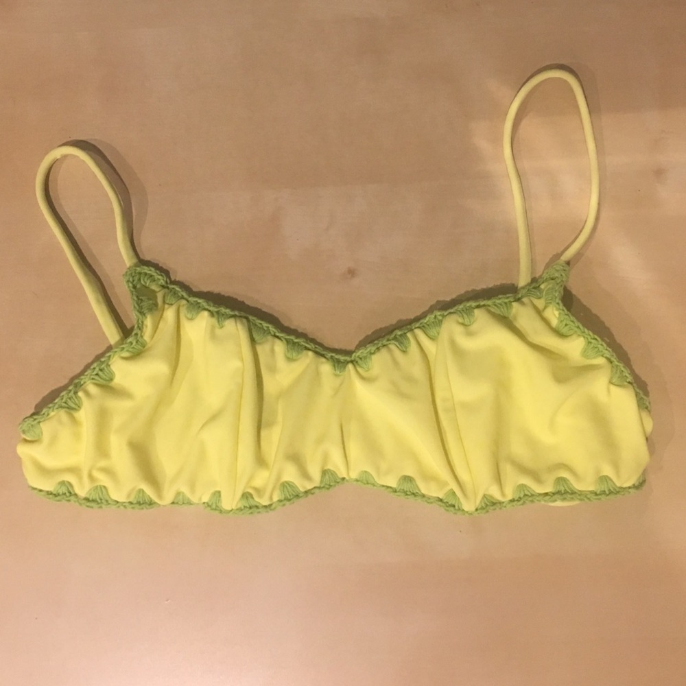 Posh Pua bikini top